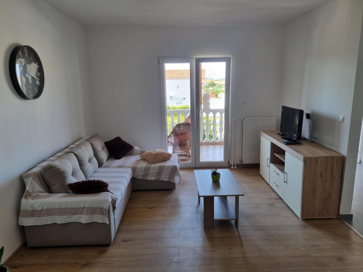 Apartment Mate Sukošan Εξωτερικό φωτογραφία
