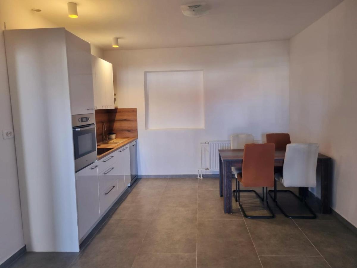 Apartment Mate Sukošan Εξωτερικό φωτογραφία